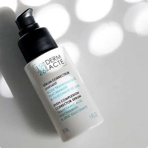 Осветляющая корректирующая сыворотка Academie Derm Acte Even Complexion Corrector Serum купить в Украине / Even complexion corrector serum Academie buy in Ukraine